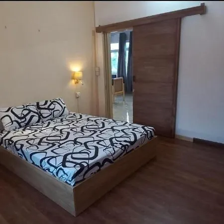 Апартаменты 1St Floor 2 Mins From Mahebourg
